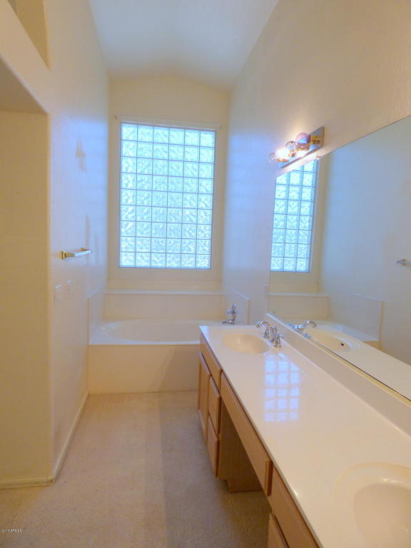 158 S Cobblestone Dr, Gilbert, AZ 85296 photo 18