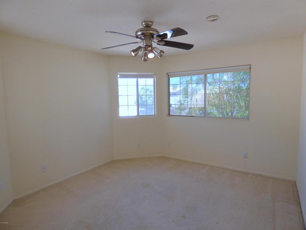 158 S Cobblestone Dr, Gilbert, AZ 85296 photo 23