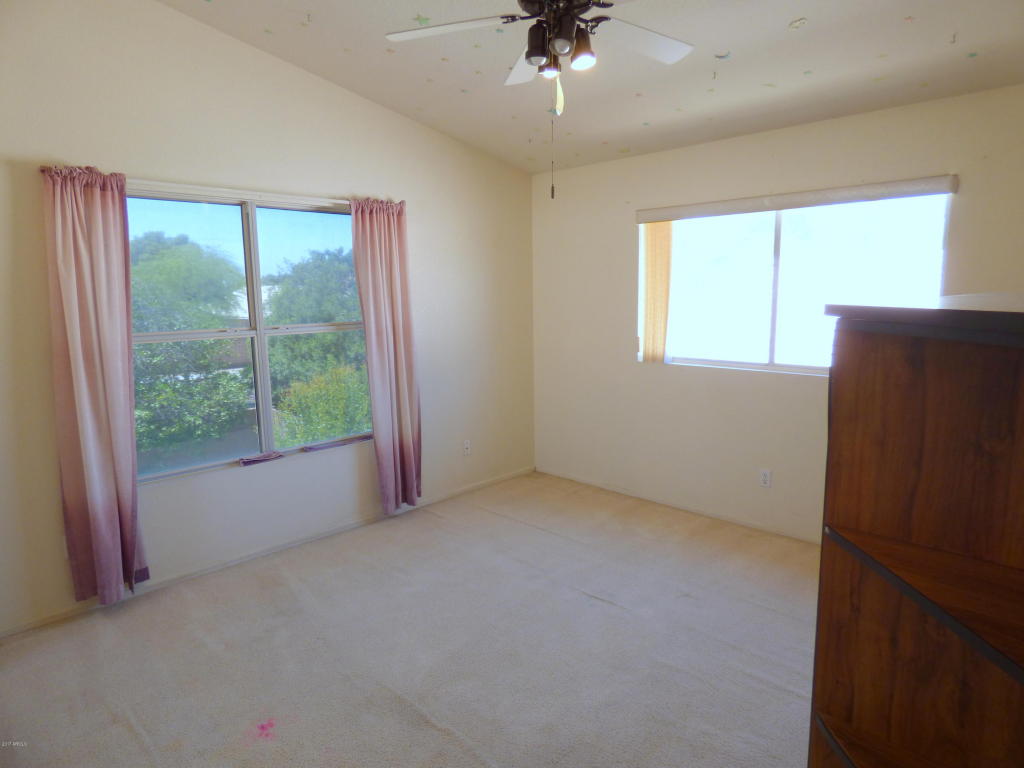 158 S Cobblestone Dr, Gilbert, AZ 85296 photo 20