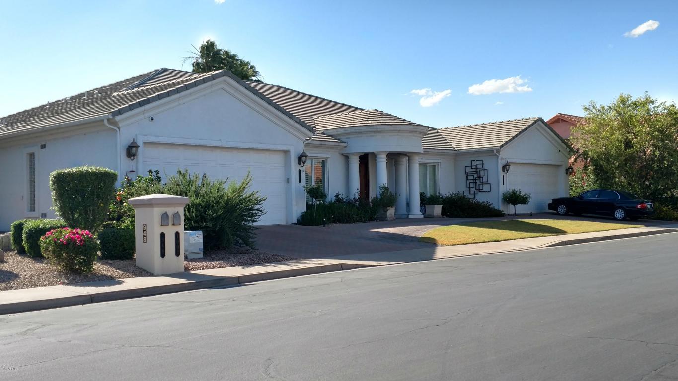 1002 N Peppertree Dr, Gilbert, AZ 85234 photo 1