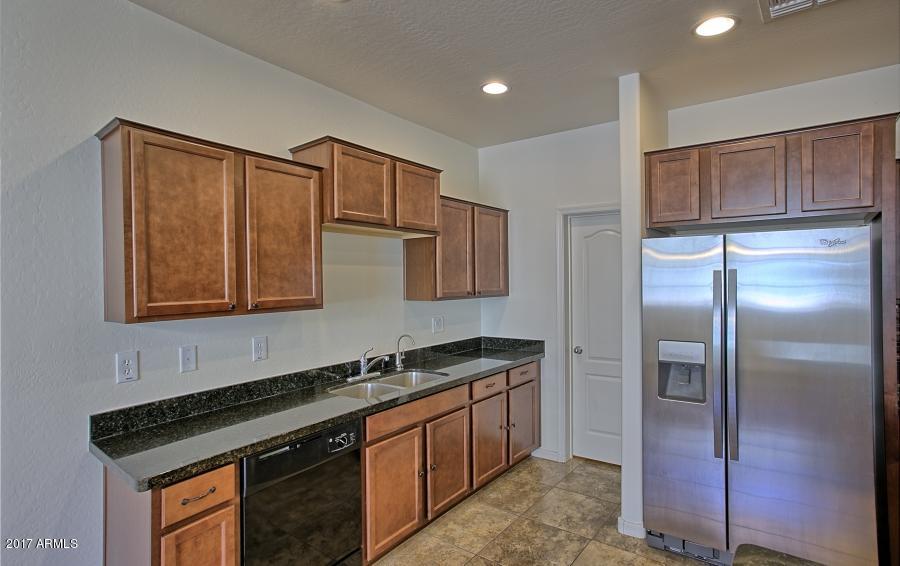 845 S Reber Ave, Gilbert, AZ 85296 photo 4