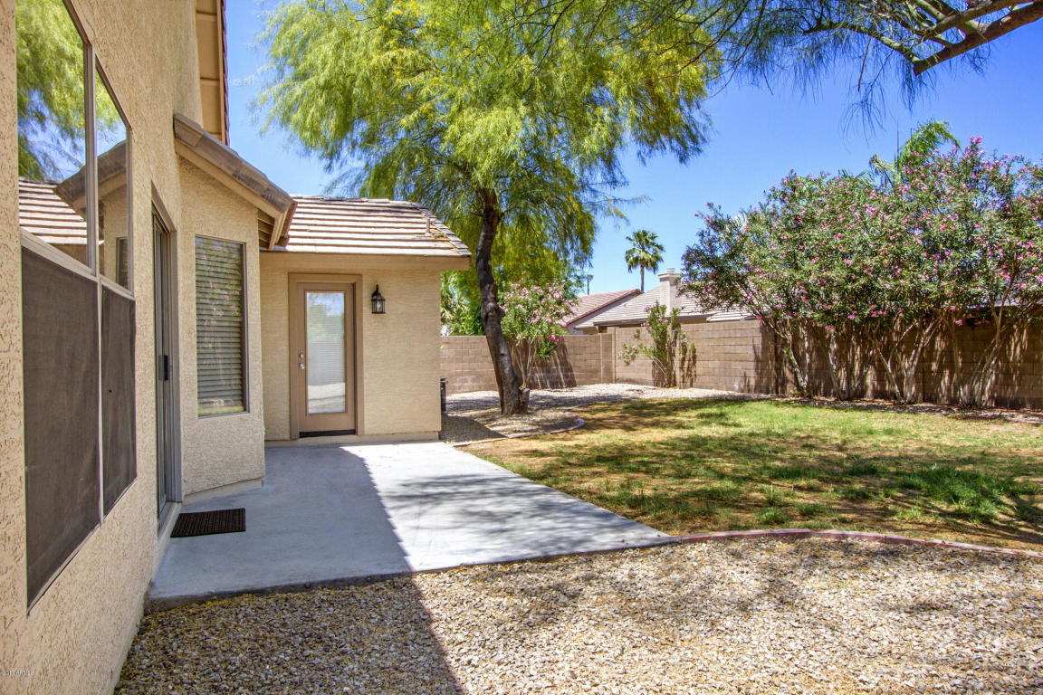 2362 E Smoke Tree Rd, Gilbert, AZ 85296 photo 24