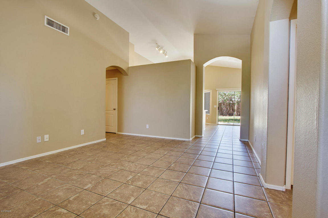 2362 E Smoke Tree Rd, Gilbert, AZ 85296 photo 14