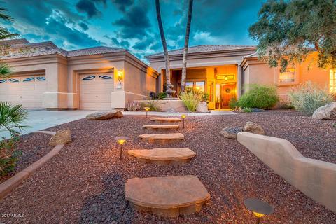 838 E Desert Flower Ln, Phoenix, AZ 85048 photo 4