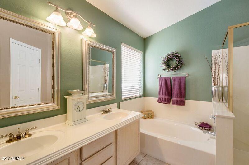 2102 E Briarwood Ter, Phoenix, AZ 85048 photo 12