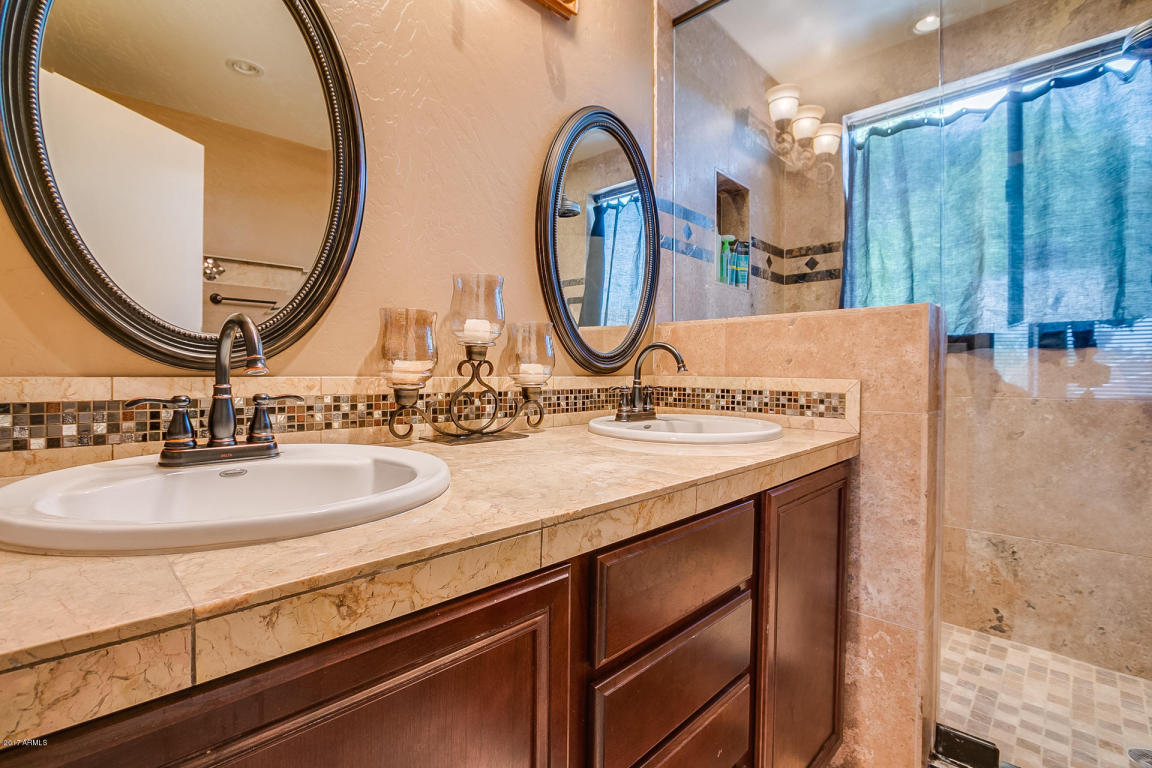 2082 E Arabian Dr, Gilbert, AZ 85296 photo 32