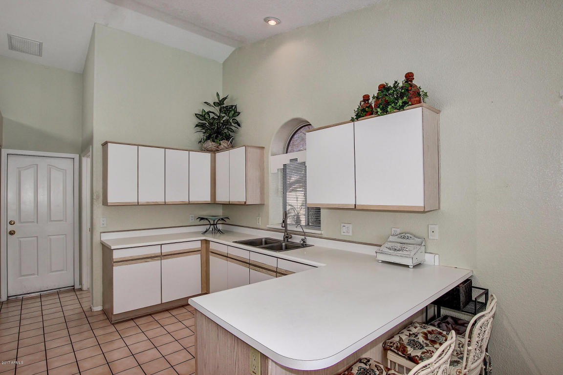 3608 E Taro Ln, Phoenix, AZ 85050 photo 6