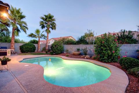 16813 W Apache St, Goodyear, AZ 85338 photo 4