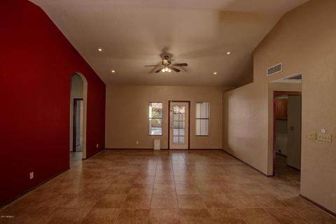 906 E Page St, Gilbert, AZ 85234 photo 2