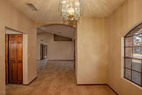 906 E Page St, Gilbert, AZ 85234 photo 7