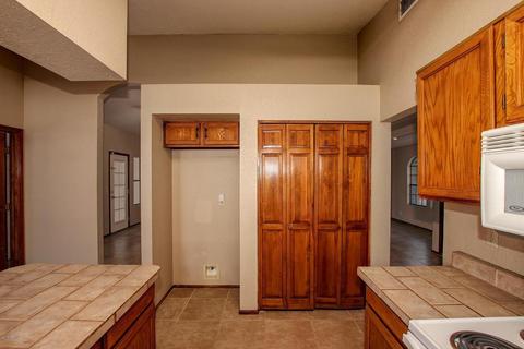 906 E Page St, Gilbert, AZ 85234 photo 9