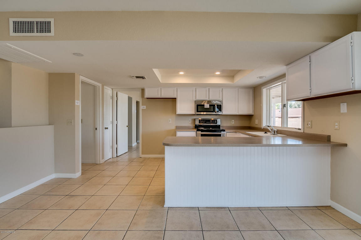 1538 E Carter Rd, Phoenix, AZ 85042 photo 2