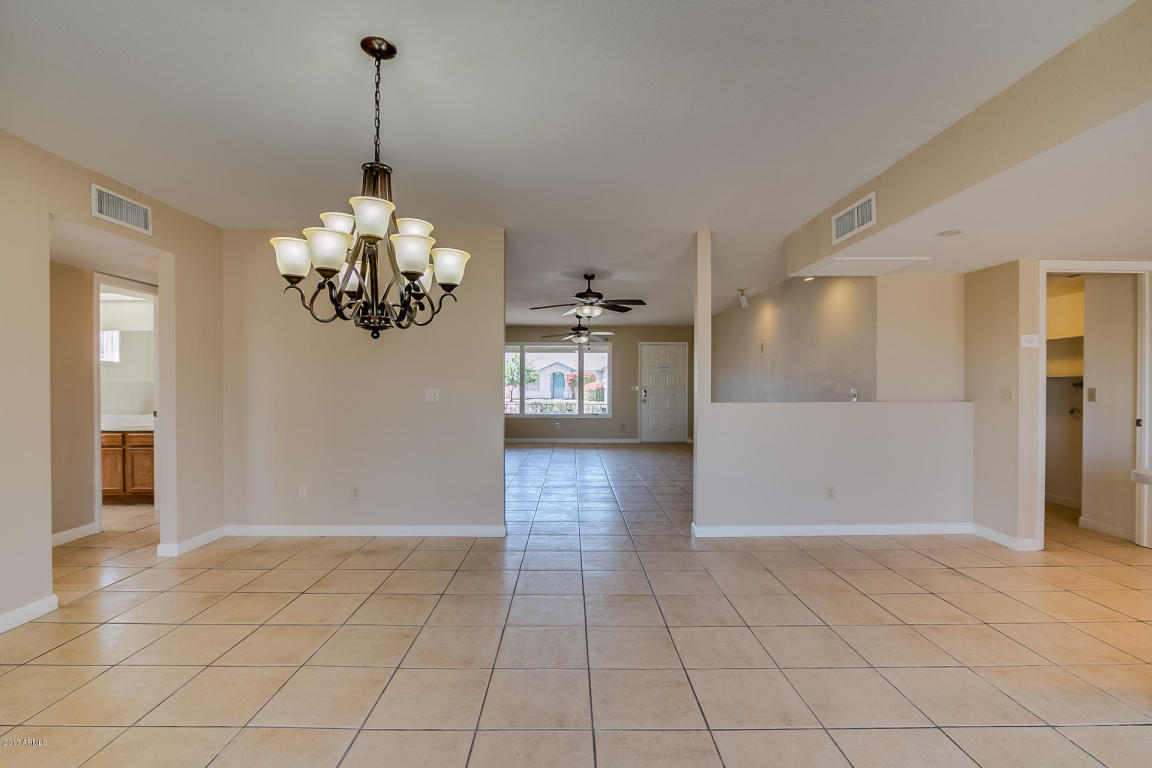 1538 E Carter Rd, Phoenix, AZ 85042 photo 6