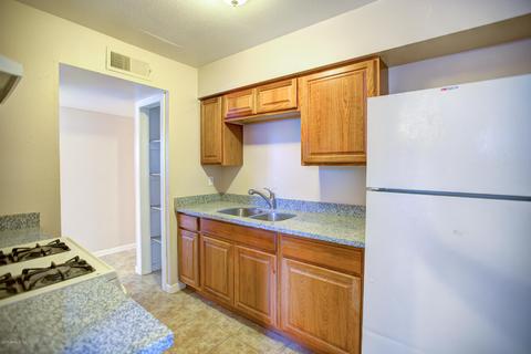 7310 W Devonshire Ave, Phoenix, AZ 85033 photo 4