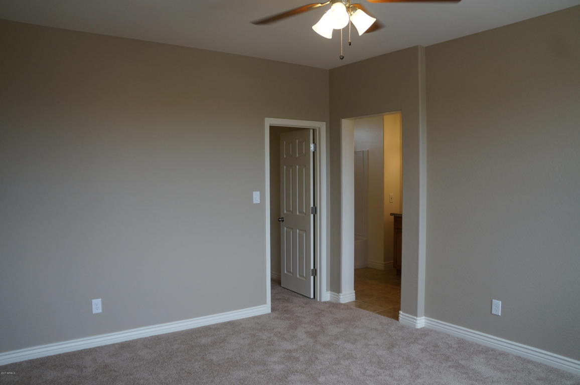 2225 E Pecan Rd, Phoenix, AZ 85040 photo 12