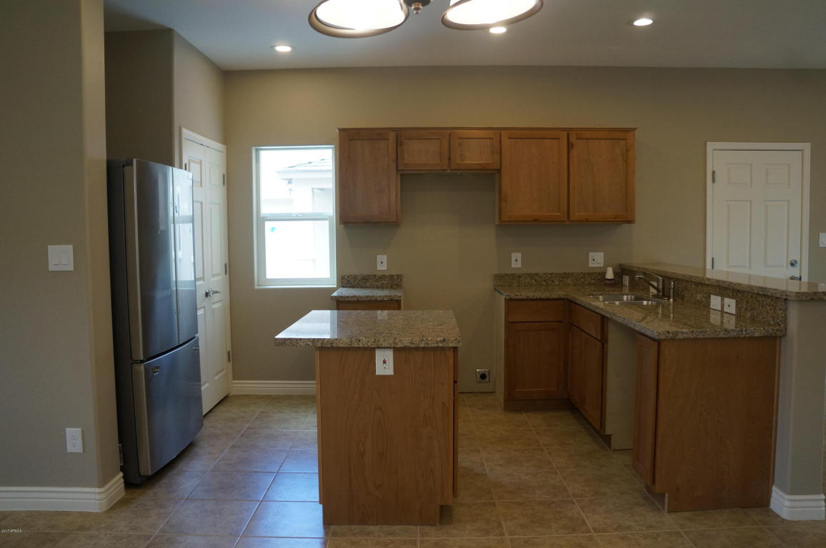 2225 E Pecan Rd, Phoenix, AZ 85040 photo 7