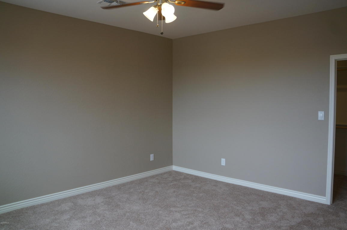 2225 E Pecan Rd, Phoenix, AZ 85040 photo 11