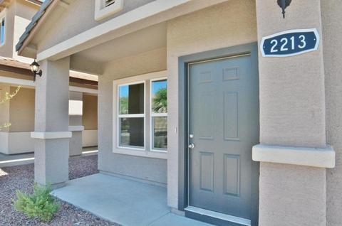 2213 E Pecan Rd, Phoenix, AZ 85040 photo 4