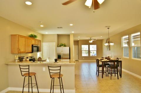 2213 E Pecan Rd, Phoenix, AZ 85040 photo 10