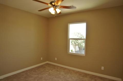 2221 E Pecan Rd, Phoenix, AZ 85040 photo 12