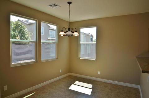 2221 E Pecan Rd, Phoenix, AZ 85040 photo 8