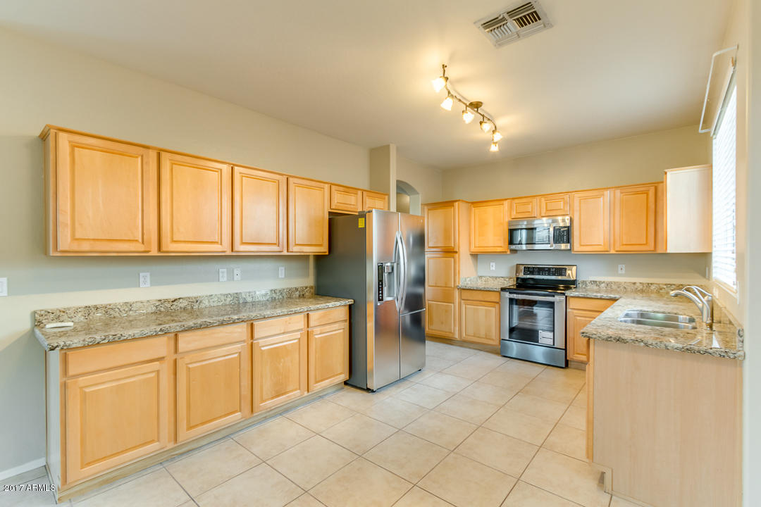 9455 E Kilarea Ave, Mesa, AZ 85209 photo 12