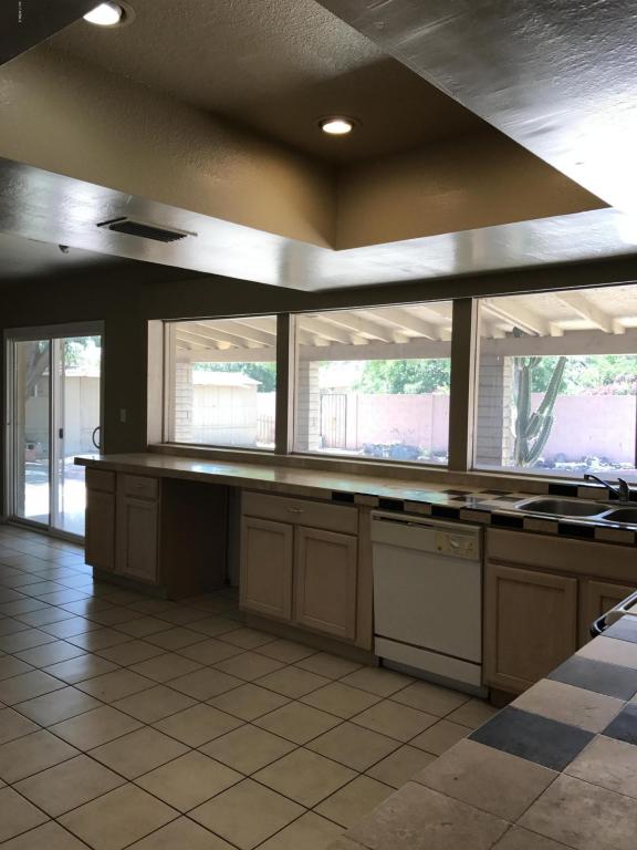 2831 E Louise Dr, Phoenix, AZ 85032 photo 2
