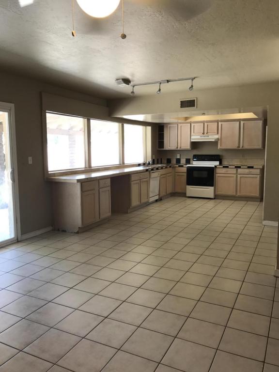 2831 E Louise Dr, Phoenix, AZ 85032 photo 4