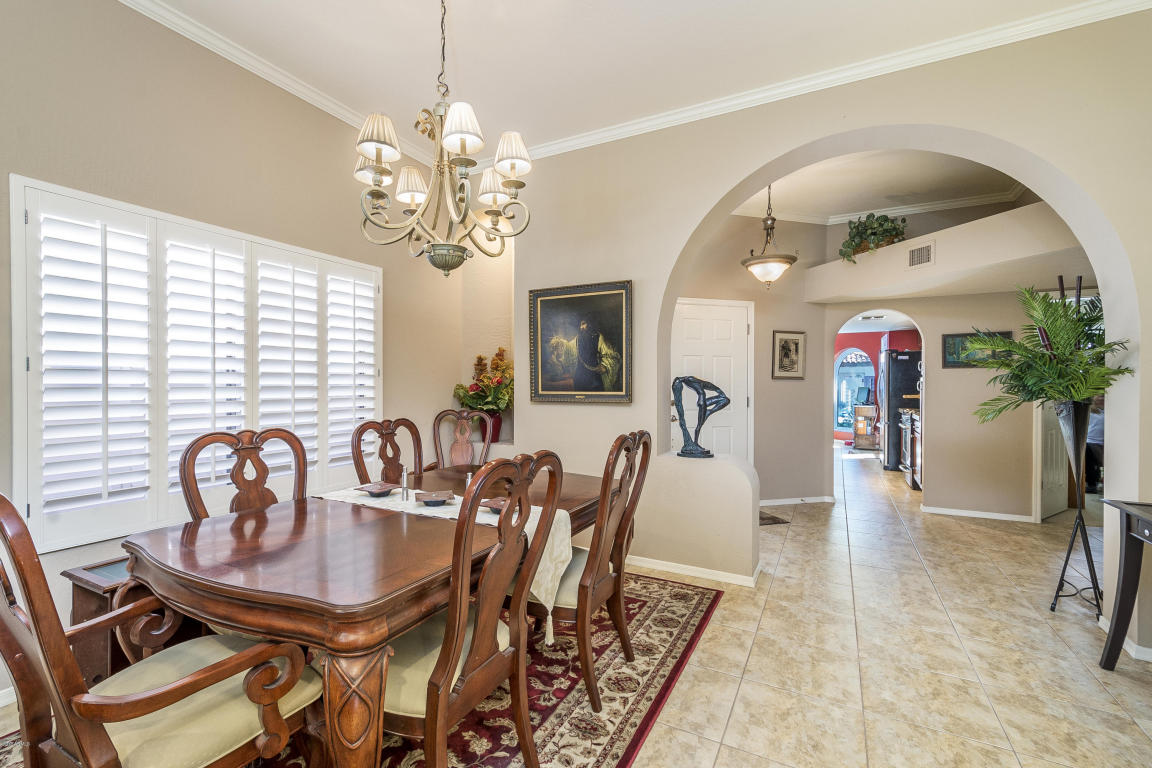 4215 E Paradise Dr, Phoenix, AZ 85028 photo 2