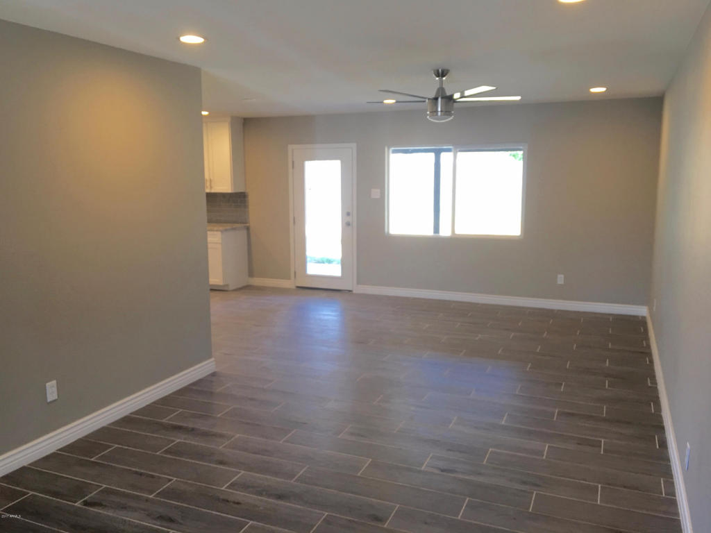 11621 N 39th Ln, Phoenix, AZ 85029 photo 8