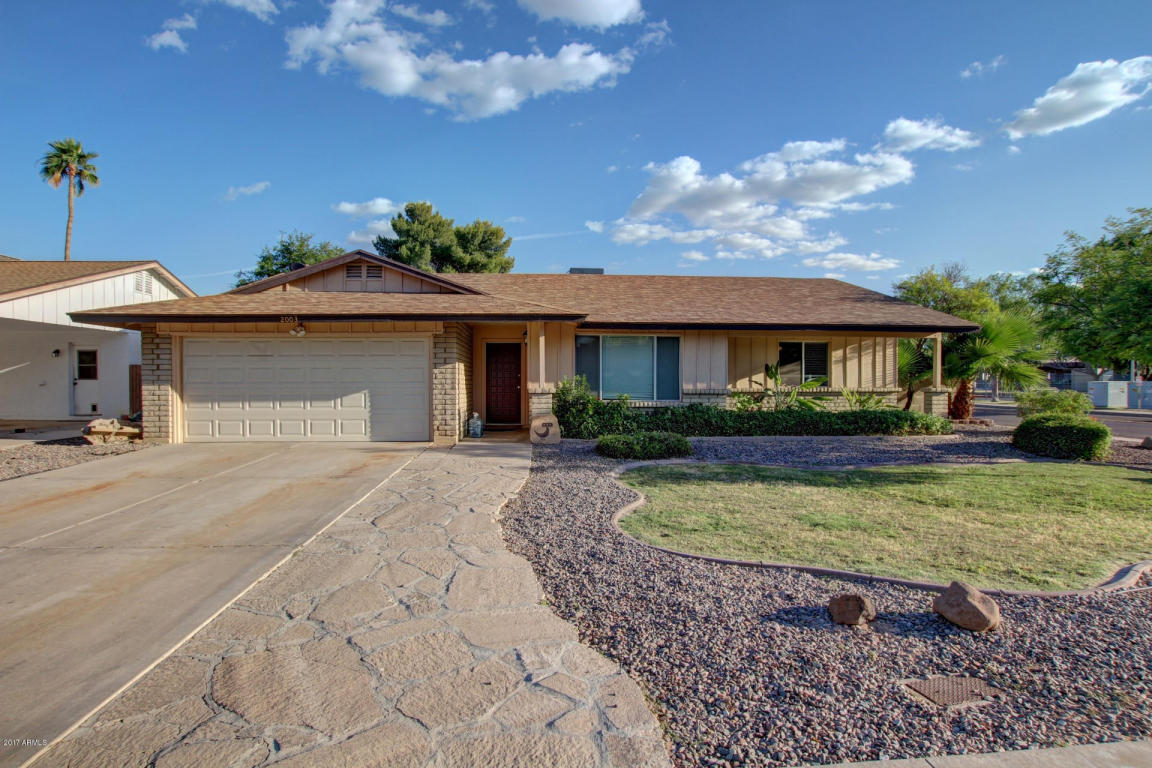 2003 E Oxford Dr, Tempe, AZ 85283 photo 2
