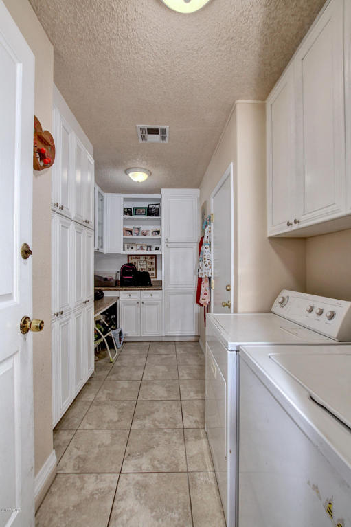 2003 E Oxford Dr, Tempe, AZ 85283 photo 5