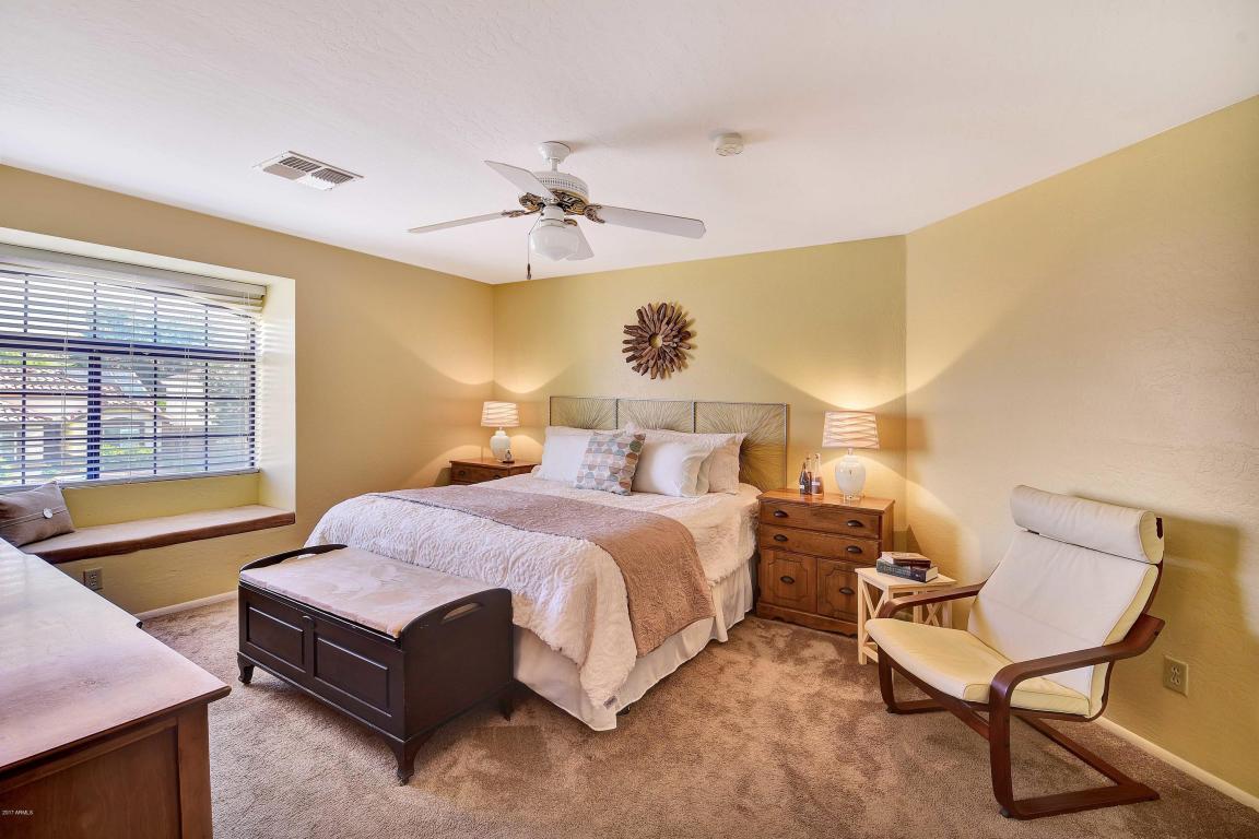 1531 E Vaughn Ave, Gilbert, AZ 85234 photo 4