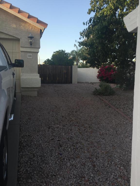 7466 E Knowles Ave, Mesa, AZ 85209 photo 2