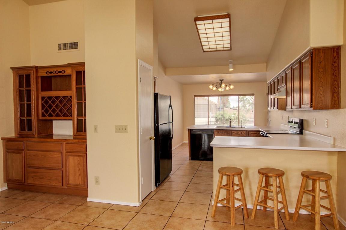 7324 E Indigo St, Mesa, AZ 85207 photo 3