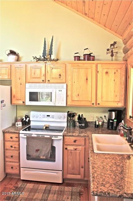 2318 Overgaard Springs Loop, Overgaard, AZ 85933 photo 13