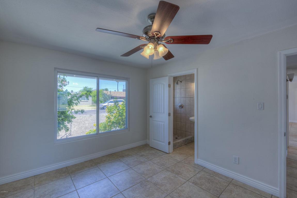 4635 E Almeria Rd, Phoenix, AZ 85008 photo 8