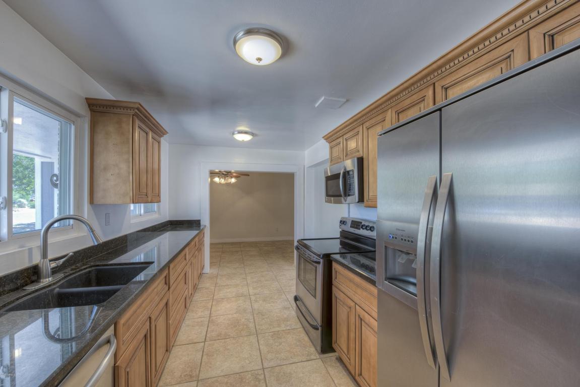 4635 E Almeria Rd, Phoenix, AZ 85008 photo 4