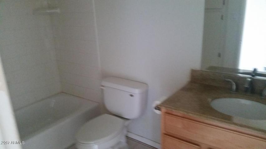 214 E Ruth Ave #313, Phoenix, AZ 85020 photo 10