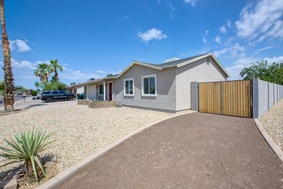 3442 E Claire Dr, Phoenix, AZ 85032 photo 5