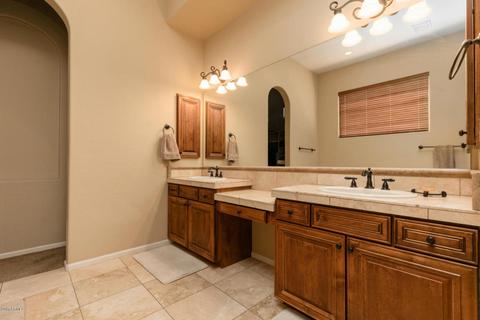 3938 E Daley Ln, Phoenix, AZ 85050 photo 13