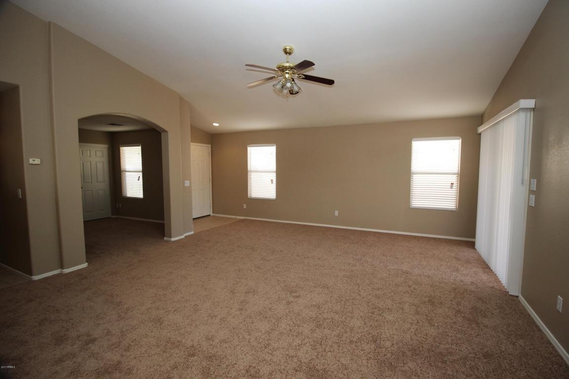 4340 S Splendor Ct, Gilbert, AZ 85297 photo 4