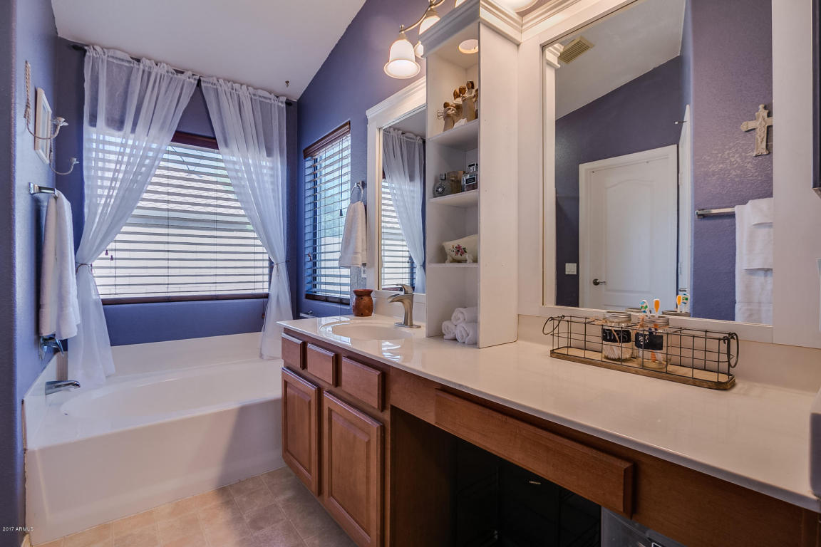 3822 E Derringer Way, Gilbert, AZ 85297 photo 32