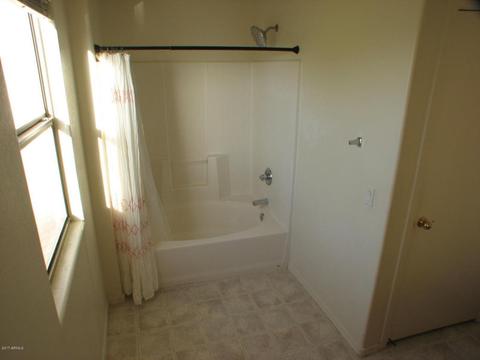 611 E Cody Dr, Phoenix, AZ 85040 photo 32
