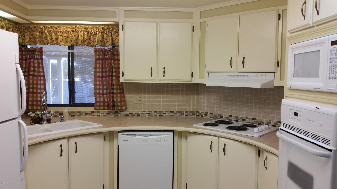 816 E Lancaster Cir, Florence, AZ 85132 photo 2