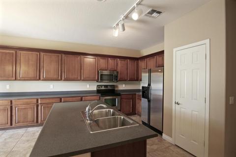 1326 E Macaw Dr, Gilbert, AZ 85297 photo 9