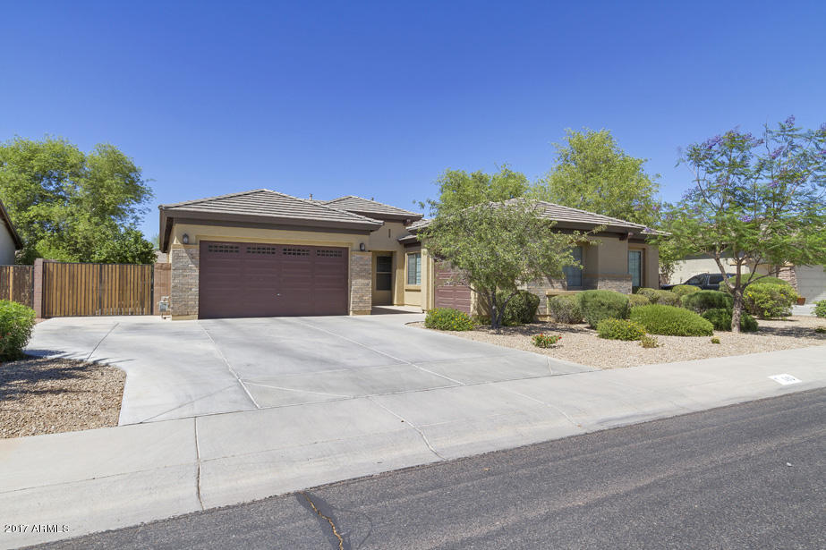 680 E Benrich Ct, Gilbert, AZ 85295 photo 4