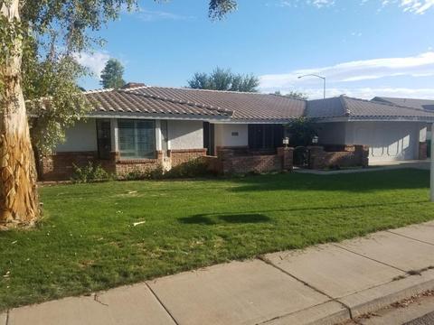 2121 E Knoll Cir, Mesa, AZ 85213 photo 1