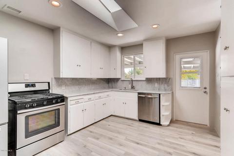 7040 N 14th Pl, Phoenix, AZ 85020 photo 8