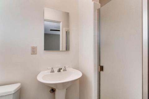 7040 N 14th Pl, Phoenix, AZ 85020 photo 13